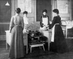 Jennie Lind Haner's cooking class, late 1890s