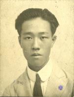 Onn Mann Liang high school portrait, 1919
