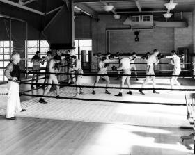 Men's Boxing Practice Gym title=Men's Boxing Practice Gym