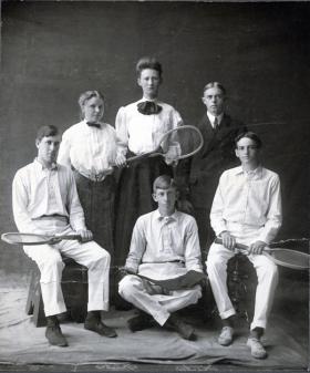 Co-ed tennis team, date unknown title=Co-ed tennis team, date unknown